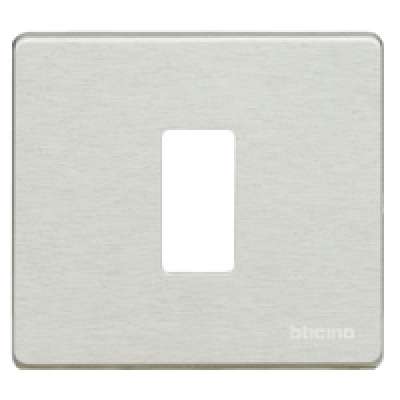 Plaque de recouvrement 1x1 module aluminium Magic Bticino