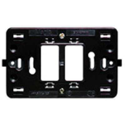 Support large à griffes 2x1 module pour boîtes 502E ou PB502 Magic Bticino