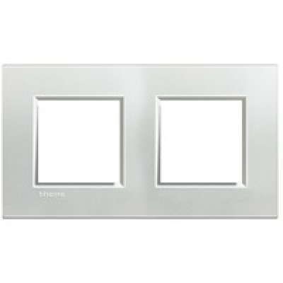 Plaque de recouvrement 2x2 modules entraxe 71mm argent Living Light Bticino