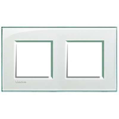 Plaque de recouvrement 2x2 modules entraxe 71mm Aquamarine Living Light Bticino