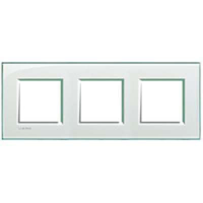 Plaque de recouvrement 3x2 modules entraxe 71mm Aquamarine Living Light Bticino