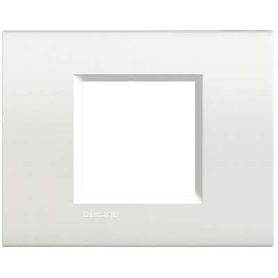 Plaque de recouvrement 2 modules large blanc Living Light Bticino