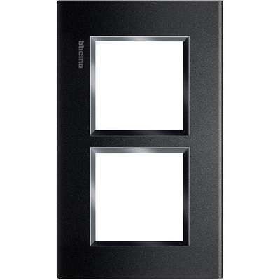 Plaque de recouvrement 2x2 modules entraxe 57mm anthracite Living Light Bticino