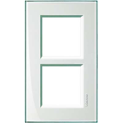 Plaque de recouvrement 2x2 modules entraxe 57mm Aquamarine Living Light Bticino