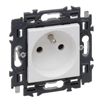 Prise de courant simple standard 2P+T 16A/250V bornes auto support à griffes Valena Next blanc Legrand