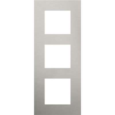 Plaque de recouvrement triple entraxe 60mm vertical Pure stainless steel on anthracite Niko